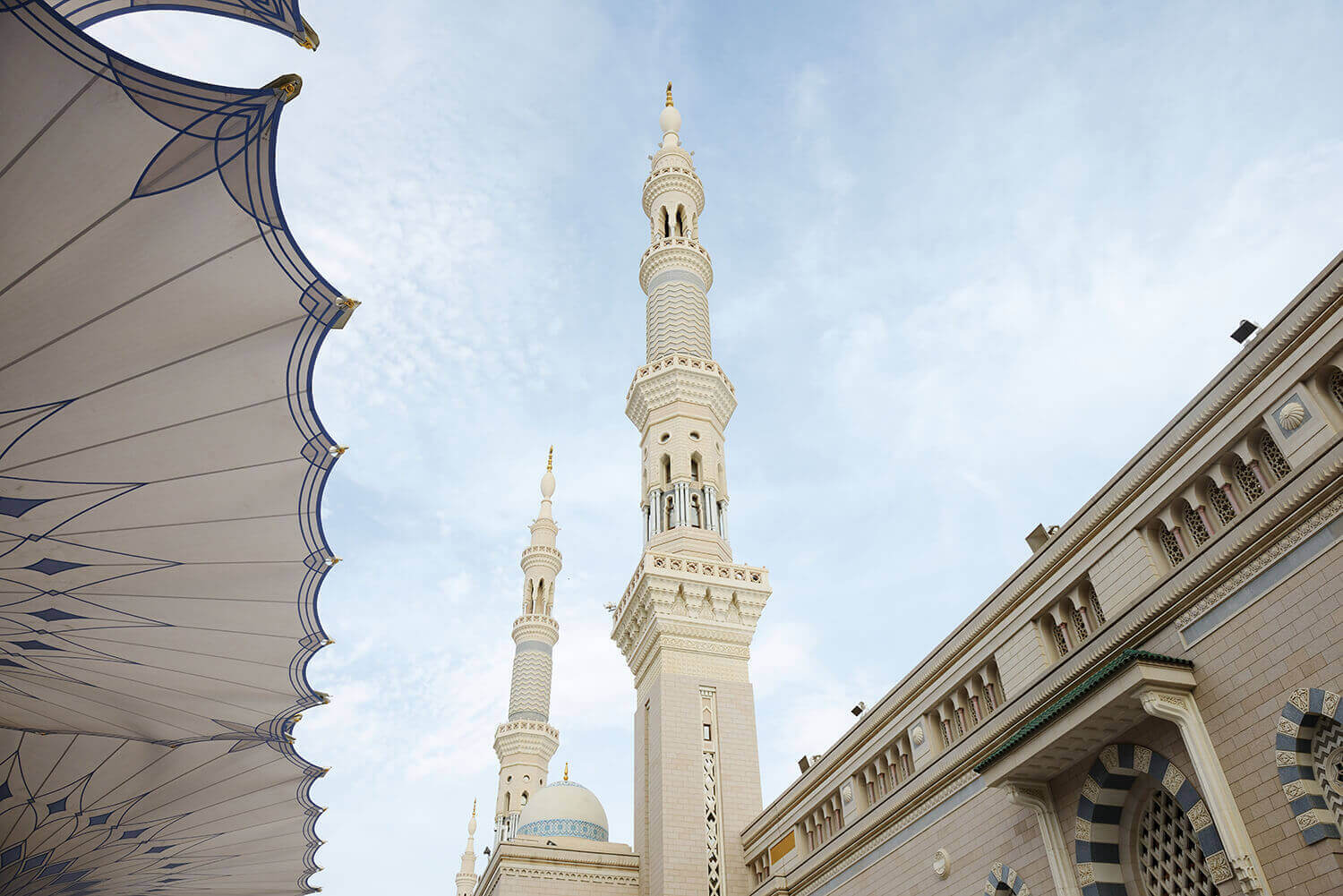 About Tiraz Travel